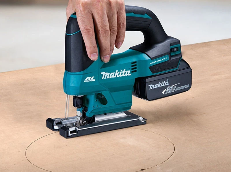 akkus szúrófűrész