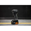 DeWalt DCF86MP1T-QW McLaren akkus utvecsavarozo bitbefogassal 1 x 5 Ah akku tolto_16 Kép: DeWalt DCF86MP1T-QW McLaren akkus utvecsavarozo bitbefogassal 1 x 5 Ah akku tolto_16.webp