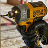DeWalt DCF888P2B-QW 2 DeWalt DCF888P2B-QW