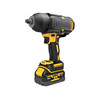 DeWalt DCF900P2G-QW akkus ütvecsavarozó kartondobozban DeWalt DCF900P2G-QW akkus ütvecsavarozó kartondobozban