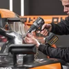 DEWALT X MCLAREN 18V XR SZÉNKEFE NÉLKÜLI ÜTVEFÚRÓ-CSAVAROZÓ + 1x 4Ah akkumulátor + DCB1104 4A töltő, TSTAK kompatibilis dobozban