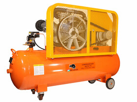 Bisonte SW102-170 ékszíjmeghajtású olajkenésű kompresszor (400V) Bisonte SW102-170 ékszíjmeghajtású olajkenésű kompresszor (400V)