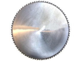 Makita 700x30 mm körfűrészlap CS-7070, CS-7000Z-hez Makita 700x30 mm körfűrészlap CS-7070, CS-7000Z-hez