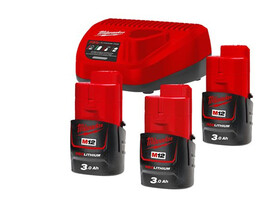 Milwaukee M12NRG-303 akkumulátor és töltő szett Milwaukee M12NRG-303 akkumulátor és töltő szett
