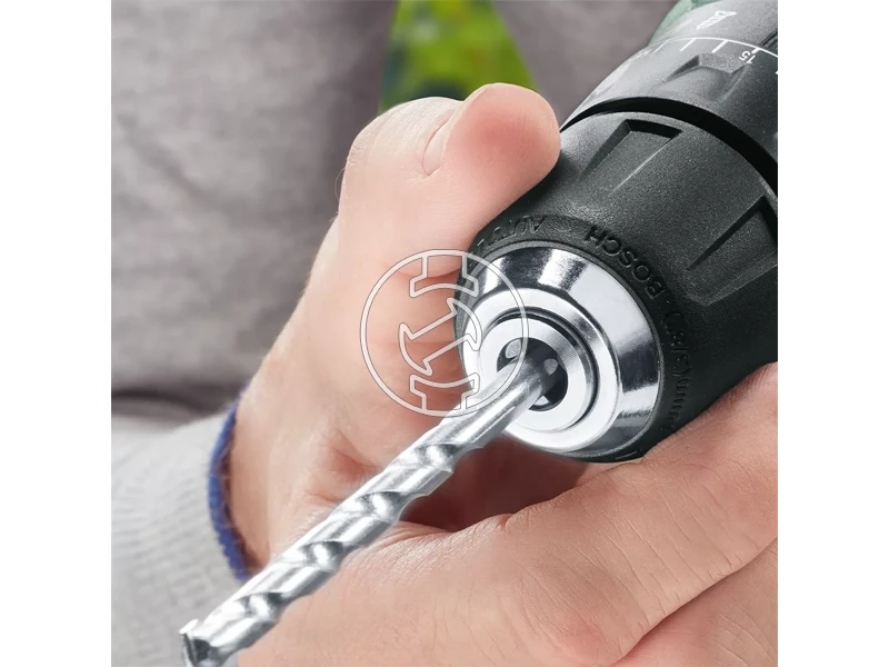 Bosch UniversalDrill akkus fúrócsavarozó tokmányos