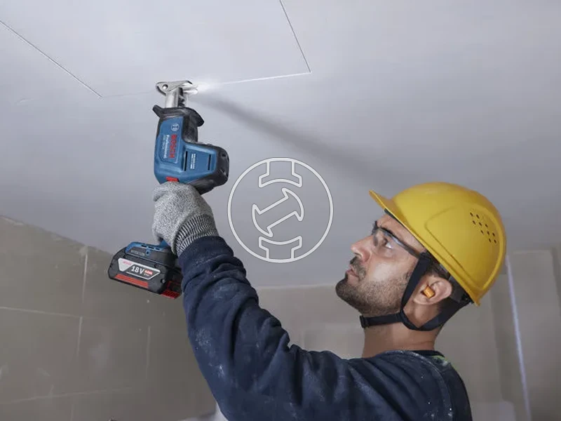 Bosch GSA 18V-24 akkus orrfűrész