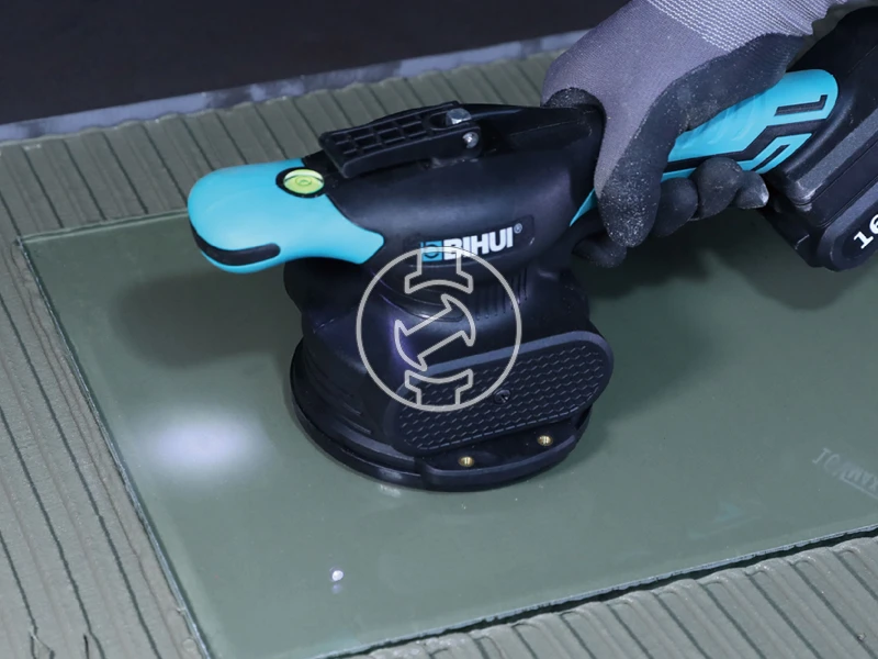 Bihui Akkus lapvibrátor 16V/2,0 Ah