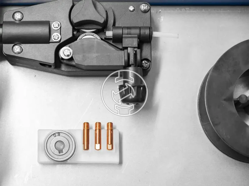 Güde SG 131 A-SYN fogyóelektródás védőgázas inverteres hegesztő