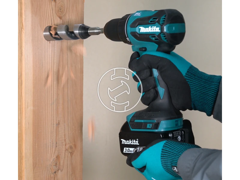 Makita DDF490RFJ Akkus fúrócsavarozó tokmányos