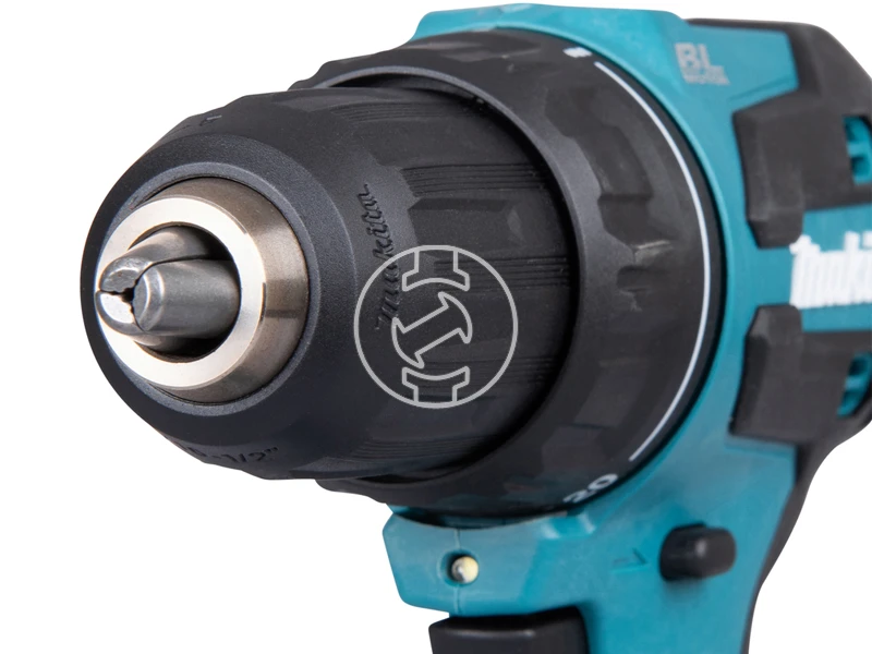 Makita DDF490RFJ Akkus fúrócsavarozó tokmányos
