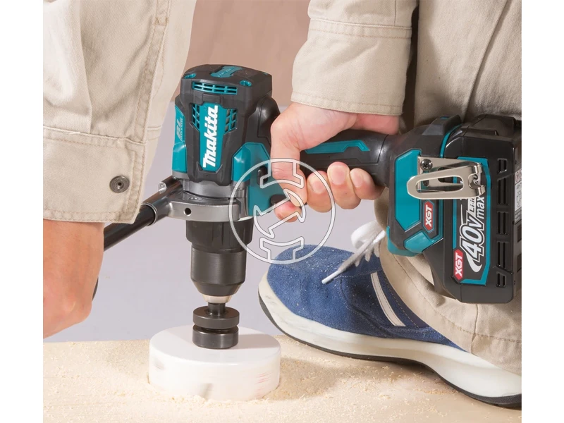 Makita DF001GD201 Akkus fúrócsavarozó tokmányos