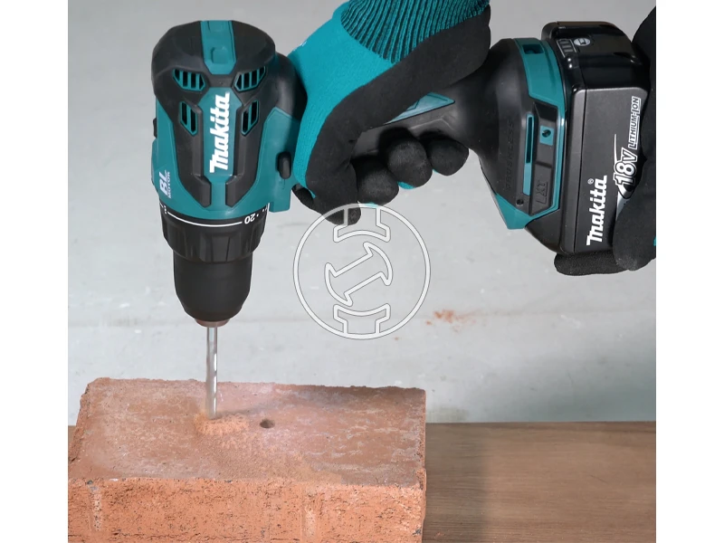 Makita DHP490Z Akkus ütvefúró-csavarozó
