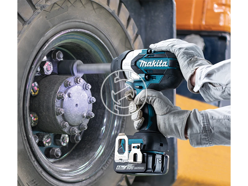 Makita DTW1005Z Akkus ütvecsavarozó