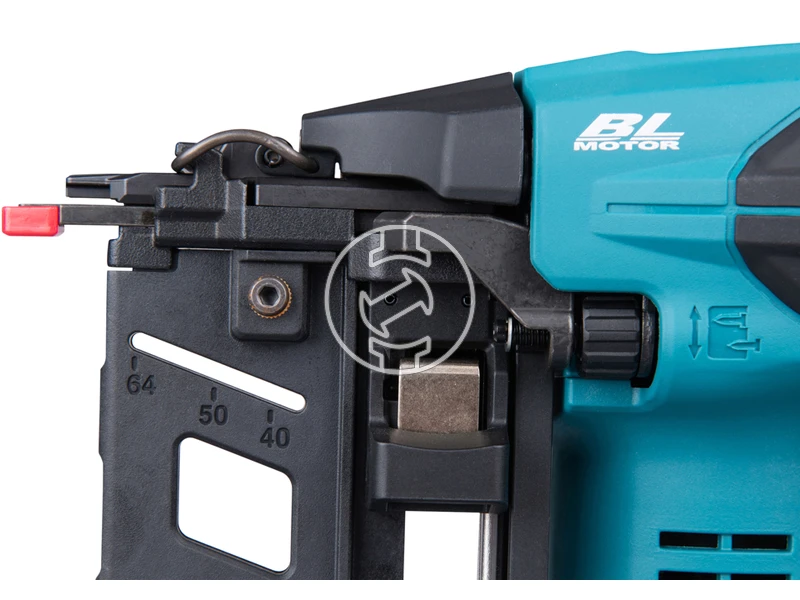 Makita DBN601Z Akkus finiselő szegező