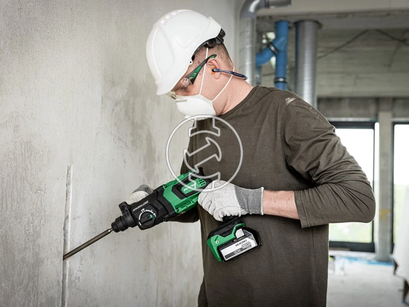 HiKOKI DH18DPCWPZ akkus fúrókalapács 5 Ah, 3,2 J, 2,8kg, HSC