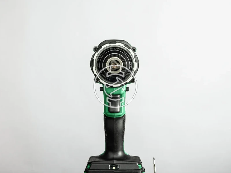 HiKOKI DS18DCWHZ akkus fúrócsavarozó tokmányos 140/70 Nm, 3,1 kg, 2 x BSL1840M+ töltő, HSC