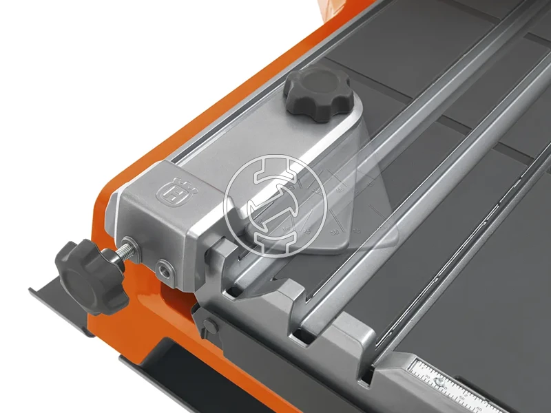 Husqvarna TS 60 elektromos asztali csempevágó