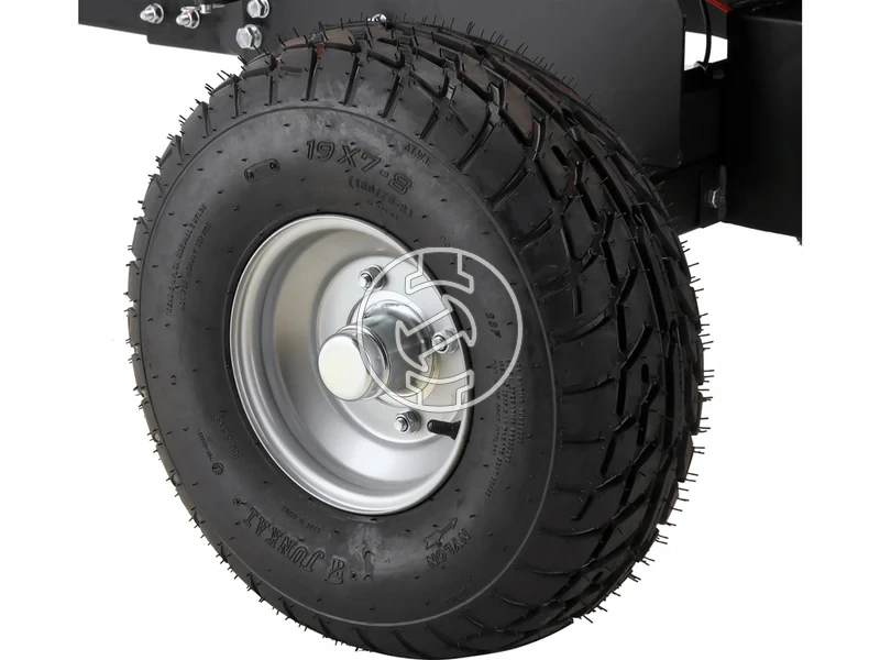 Kép: 101611191_13.webp