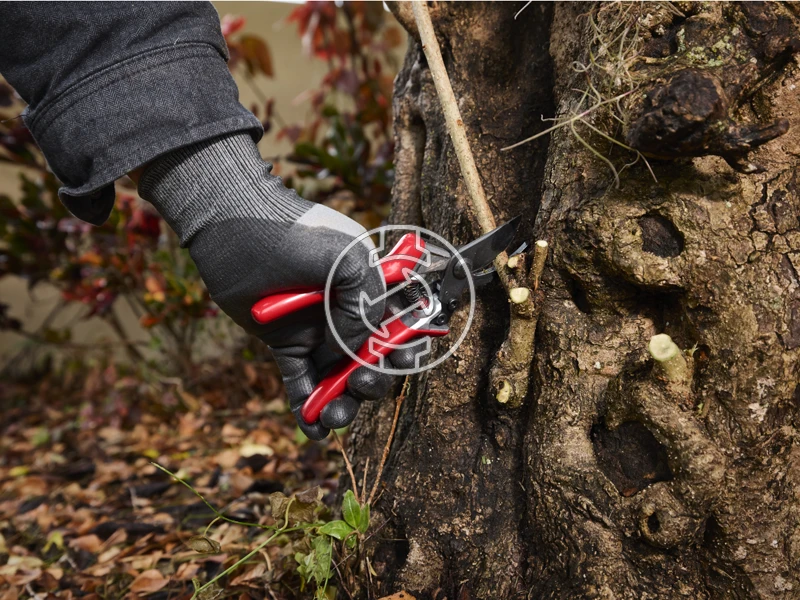 Milwaukee kézi metszőolló 25 mm