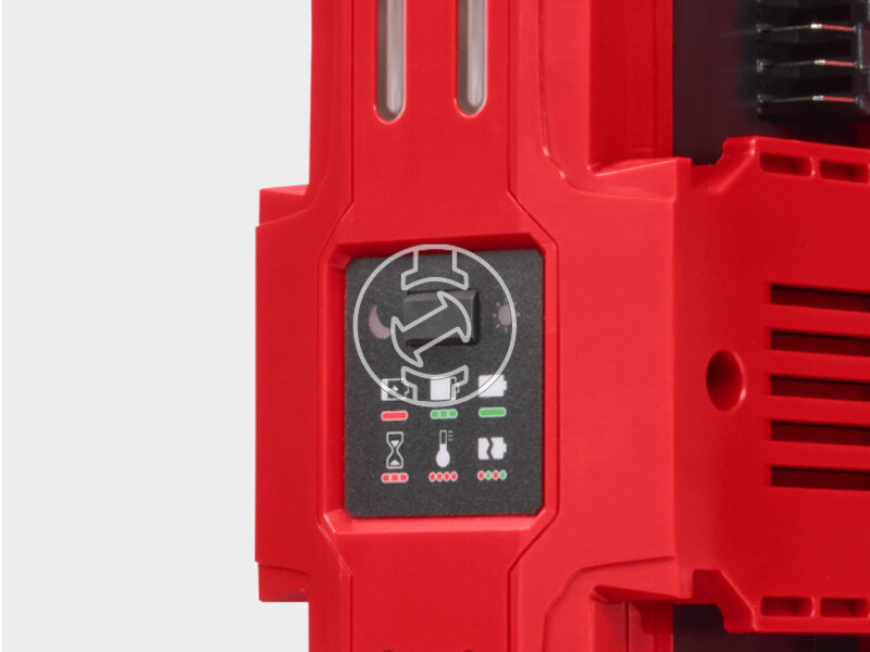 Milwaukee M18MPC6 akkumulátortöltő szerszámgépekhez
