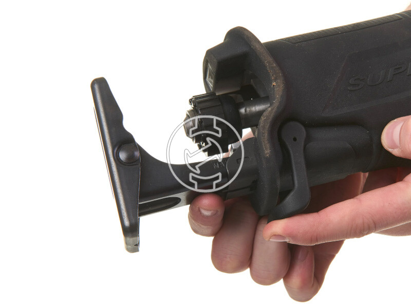 Milwaukee M18FSX-801C akkus orrfűrész