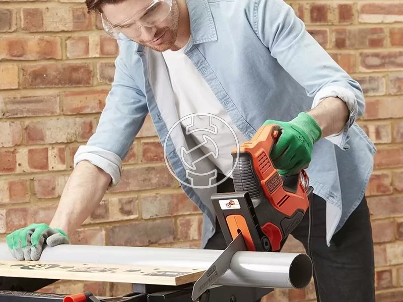 Black+Decker RS890K-QS elektromos orrfűrész Löket hossz: 23 mm | Löketszám: 0 - 27001/min | 500 W