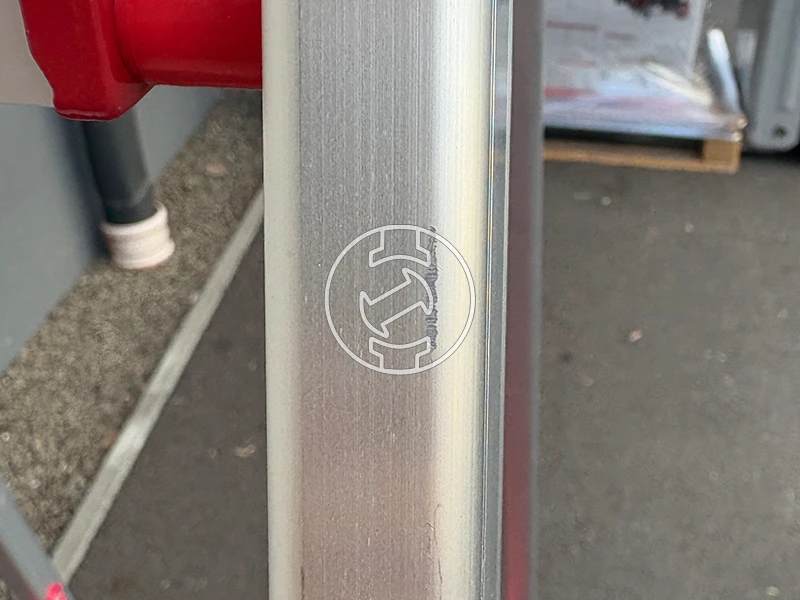 Ztrust HL0106 háztartási dobogós létra (újracsomagolt)