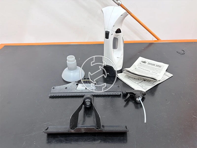 Karcher WV2 PLUS akkus ablaktisztító (újracsomagolt)