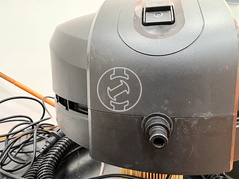 Karcher SE4 elektromos kárpittisztító (újracsomagolt)