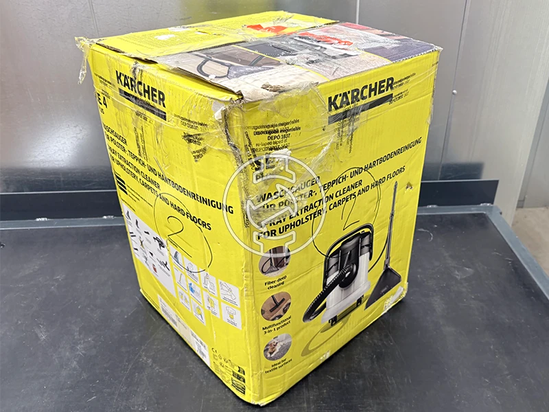 Karcher SE4 PLUS elektromos kárpittisztító (újracsomagolt)