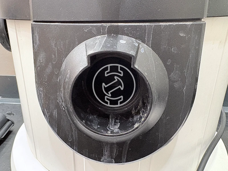 Karcher SE4 PLUS elektromos kárpittisztító (újracsomagolt)