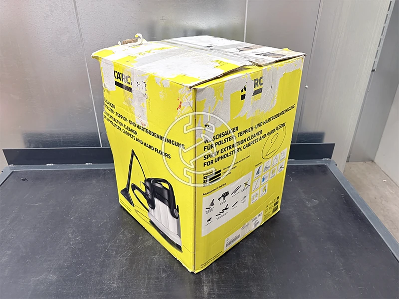 Karcher SE4 elektromos kárpittisztító (újracsomagolt)