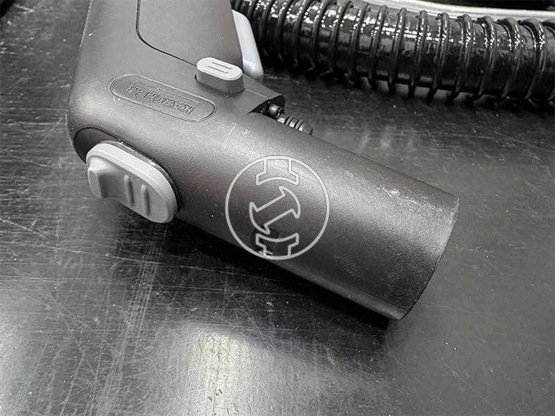 Karcher SE4 elektromos kárpittisztító (újracsomagolt)