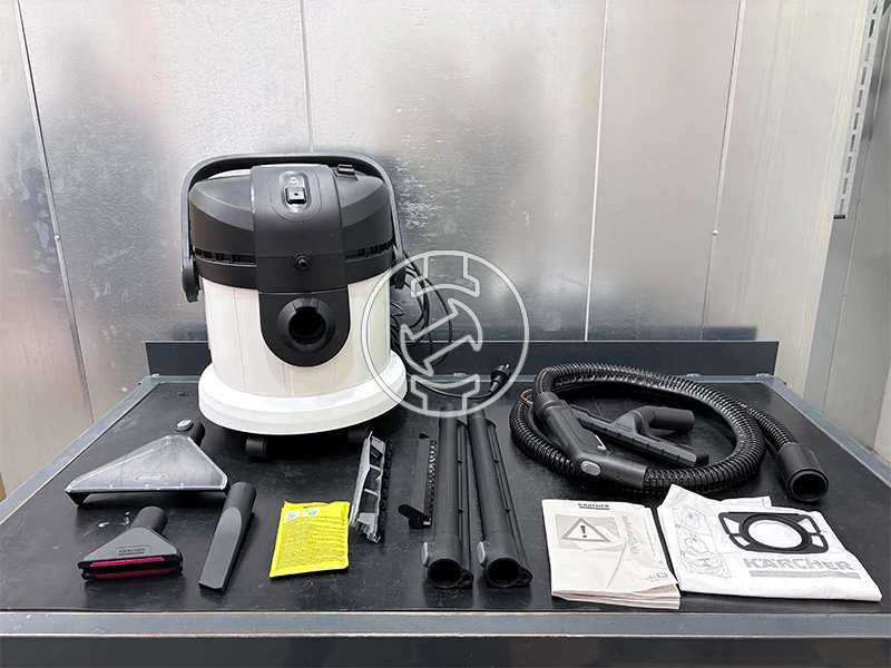 Karcher SE4 elektromos kárpittisztító (újracsomagolt)