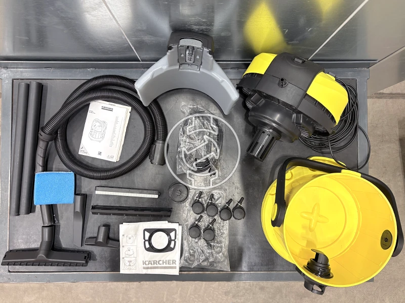 Karcher SE 4001 elektromos kárpittisztító (újracsomagolt)