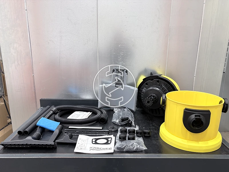 Karcher SE 4001 elektromos kárpittisztító (újracsomagolt)