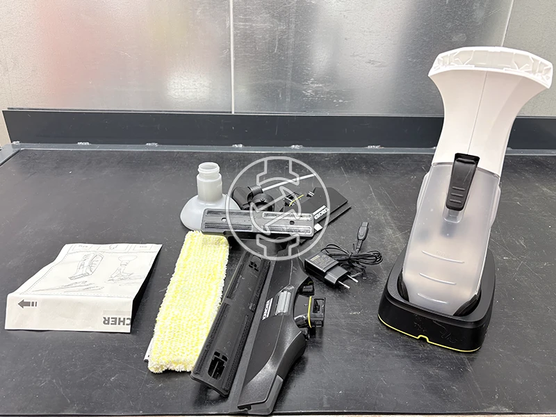 Karcher WV5 PLUS akkus ablaktisztító (újracsomagolt)