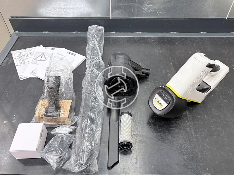 Karcher VC4 CL akkus porszívó (újracsomagolt)