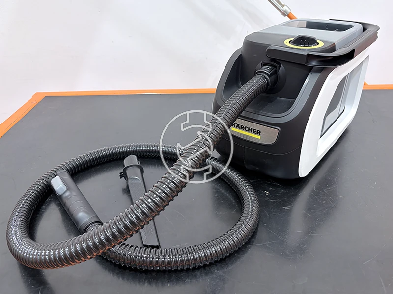 Karcher SE 3-18 COMP elektromos kárpittisztító (újracsomagolt)