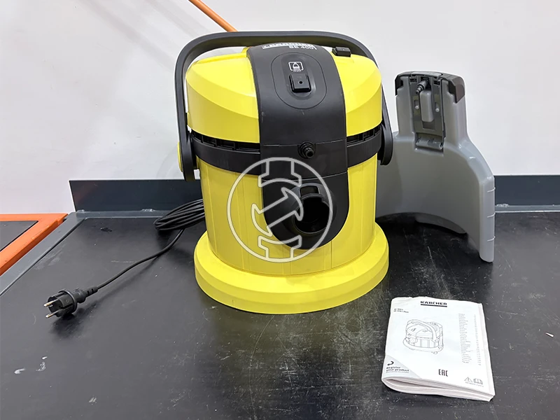 Karcher SE 4001 elektromos kárpittisztító (újracsomagolt)
