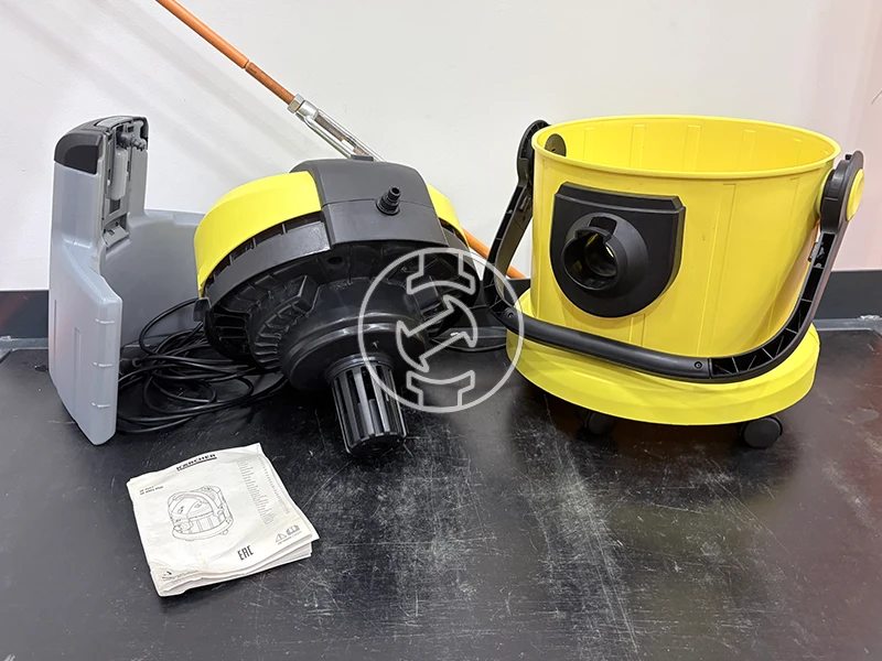 Karcher SE 4001 elektromos kárpittisztító (újracsomagolt)