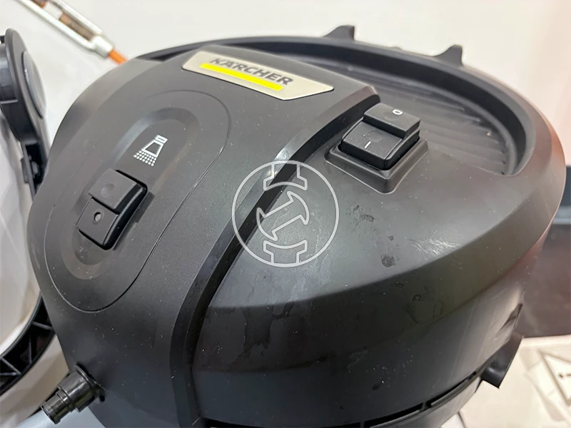 Karcher SE 4 elektromos kárpittisztító (újracsomagolt)