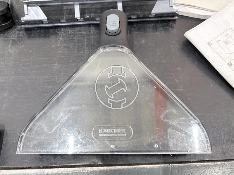 Karcher SE4 elektromos kárpittisztító (újracsomagolt)