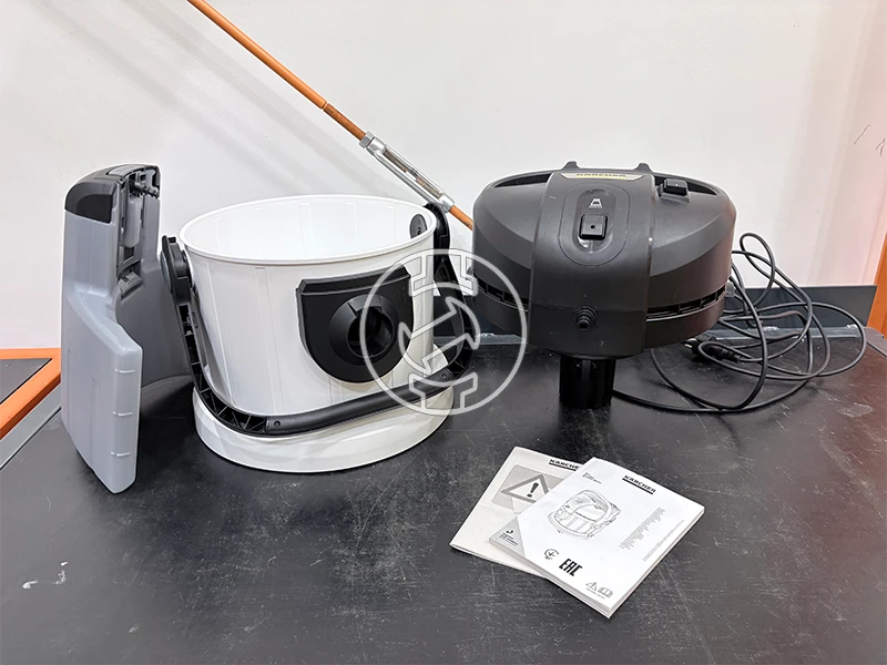 Karcher SE4 elektromos kárpittisztító (újracsomagolt)