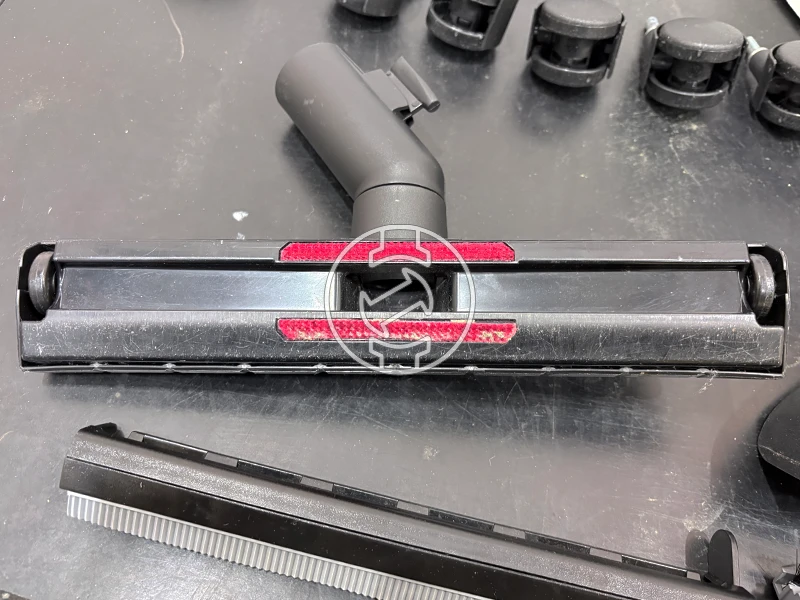 Karcher SE4 elektromos kárpittisztító (újracsomagolt)