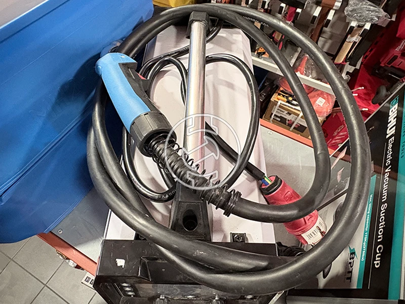 Mastroweld MIG-250 P fogyóelektródás védőgázas inverteres hegesztő (újracsomagolt)