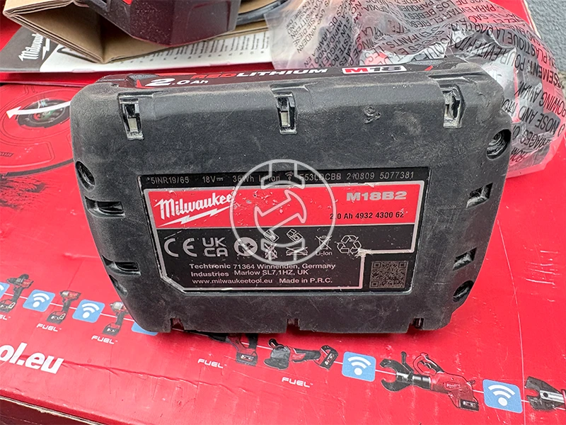 Milwaukee M18 FPFT-202 30M NC SET akkus kábelbehúzó (újracsomagolt)