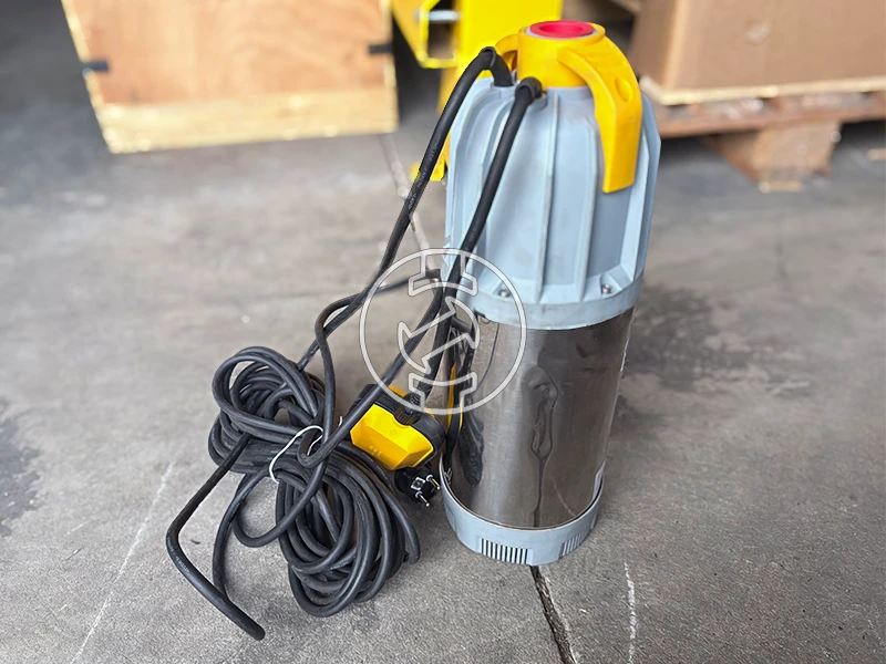 Agrimotor Q1000127-4P búvárszivattyú tisztavízre (újracsomagolt)