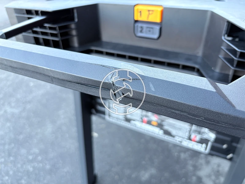 Toughbuilt TB-WB700 munkaasztal (újracsomagolt)