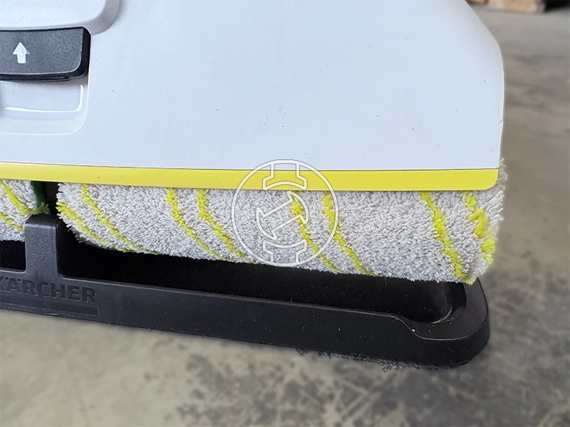 Karcher EWM 2 akkus padlótisztító